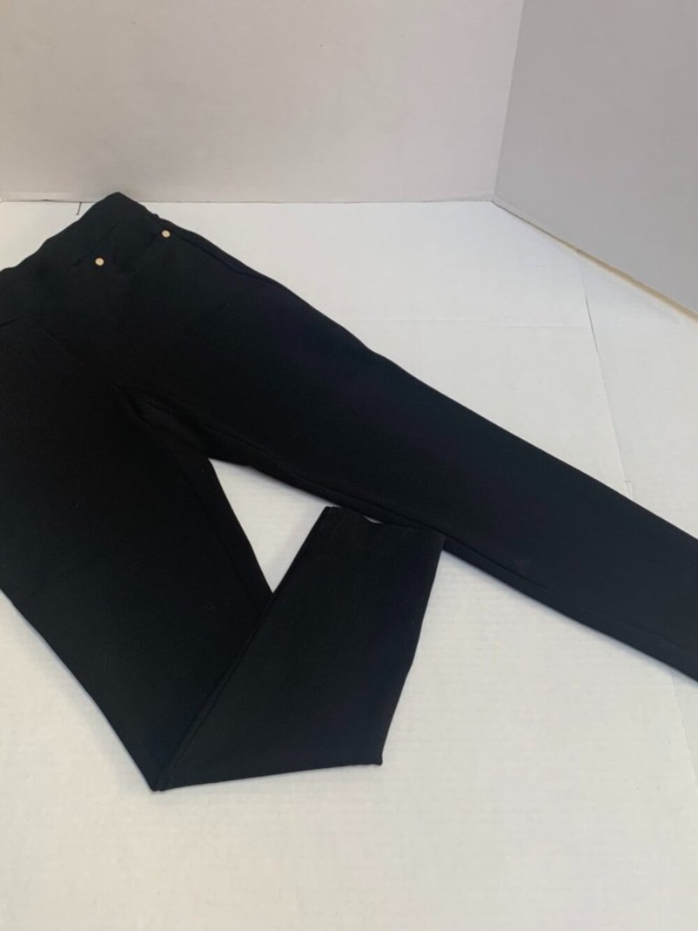 Anne Klein Womans Size Med Black Poly Stretch Jeans pants